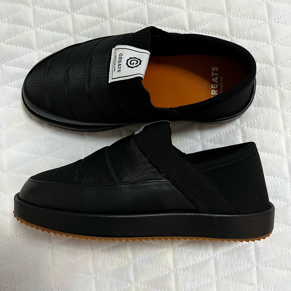 GREATS - Foster closed back Shoes. Black. Unisex Size 5 men’s; 7 women’s.